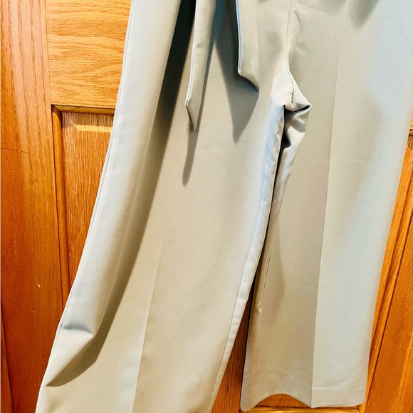 Vince Camuto Ethereal Dawn Smoked Sage Green Sleeveless Romper Jumpsuit Size 0 - Picture 6 of 15